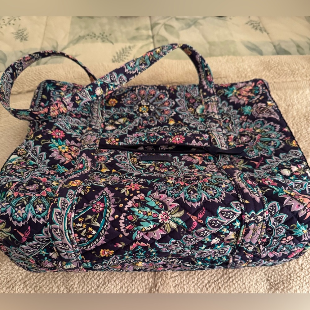 Vera Bradley Tote